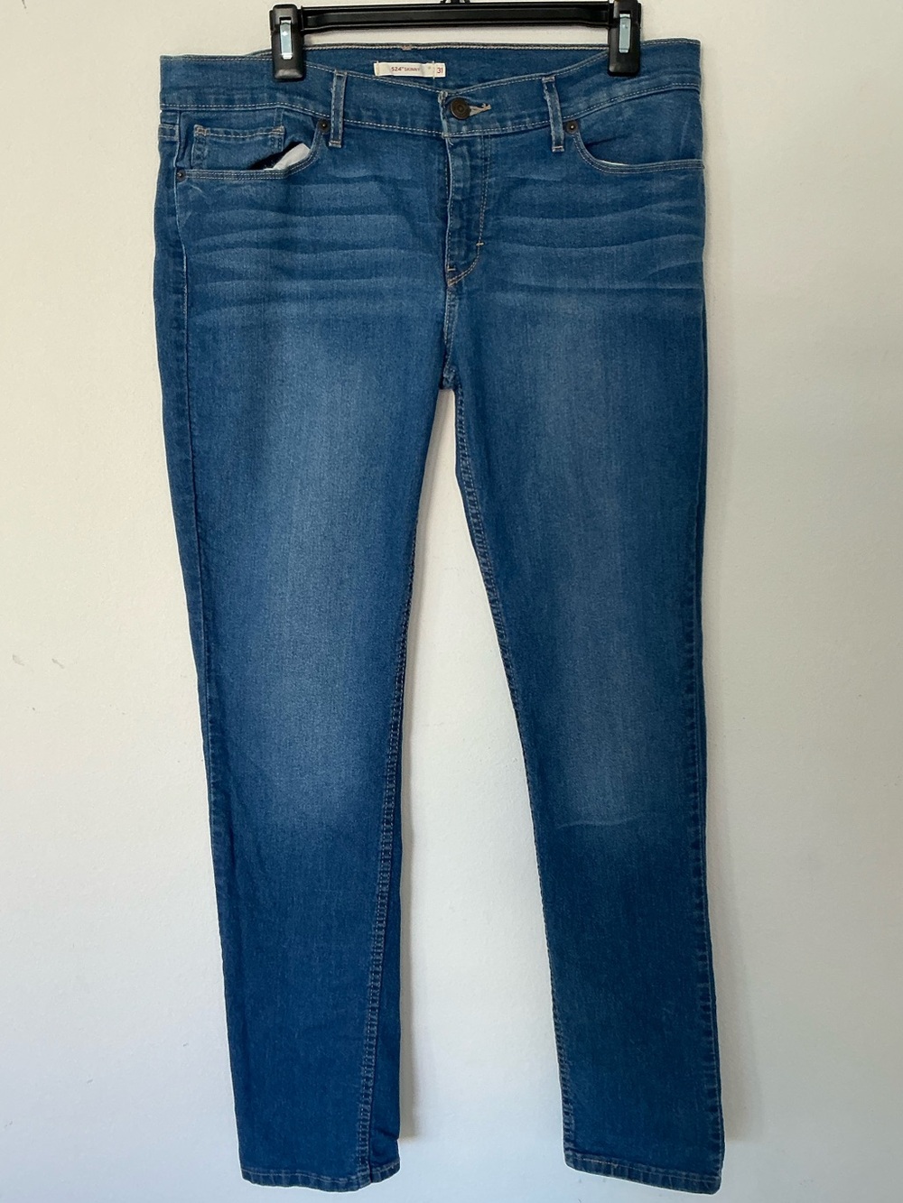 Levi’s 524 Skinny Jeans Women’s Size 31 Medium Wash Stretch Denim
